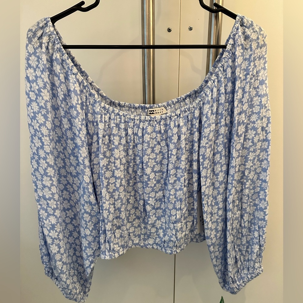 Billabong Off-the-shoulder Puff Sleeve Crop top
